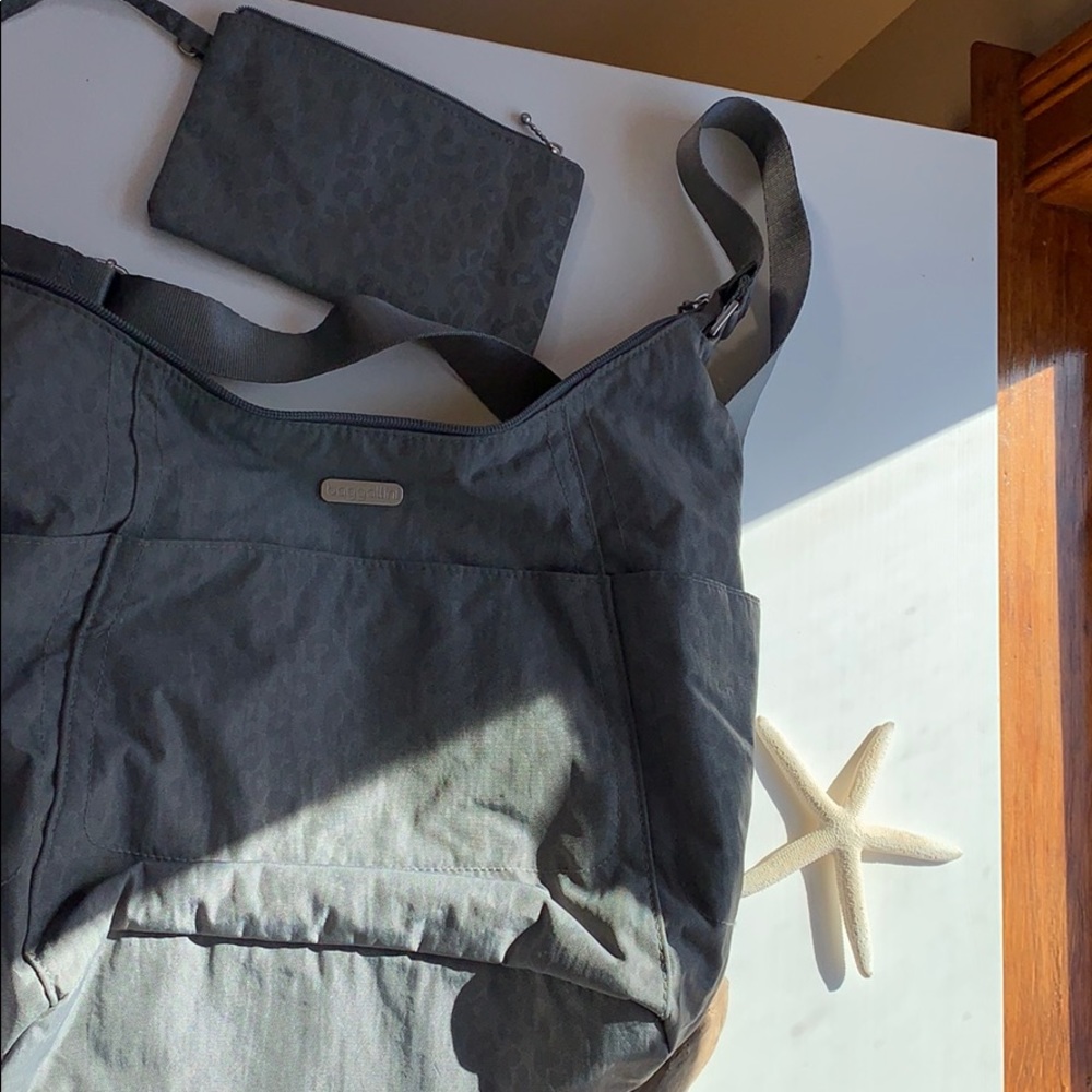 Baggallini mini tote purse